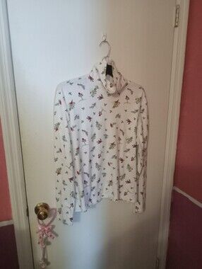 Women's Size XL White Stag Novelty Cardinal Print Turtle Neck Top